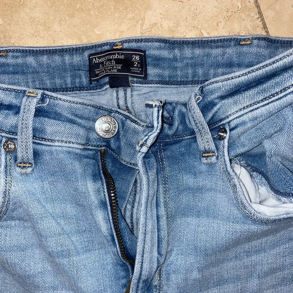 A&F Jeans - Picture 2 of 5